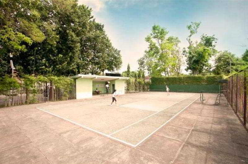 Oyo 743 Garden Guesthouse Maguwo Exterior photo